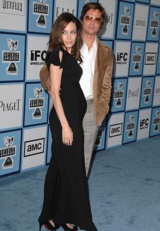 Angelina Jolie enceinte de Shiloh en 2006