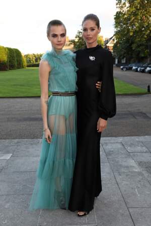 Cara Delevingne et Doutzen Kroes bijoutées par Tiffany & Co