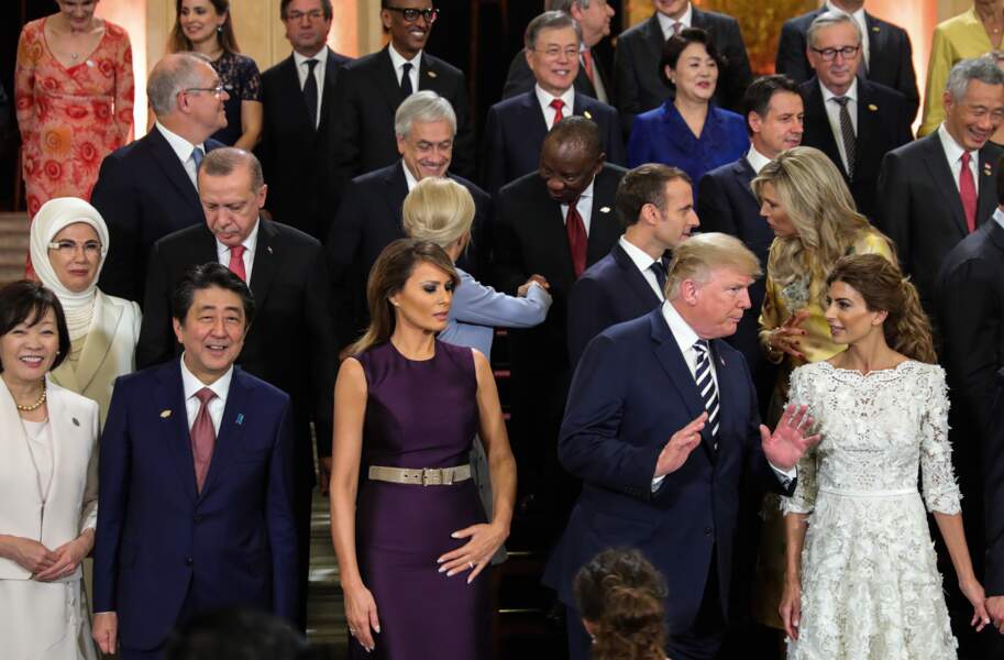 Donald Trump discutant avec la Première dame argentine Juliana Awada le 30 novembre 2018