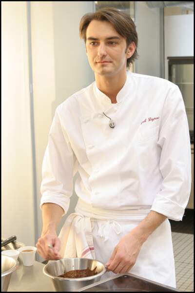 En 2005, la France tombe sous le charme de ce jeune cuisinier bien peigné