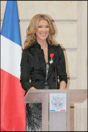 Céline Dion reçoit la légion d'honneur en 2008