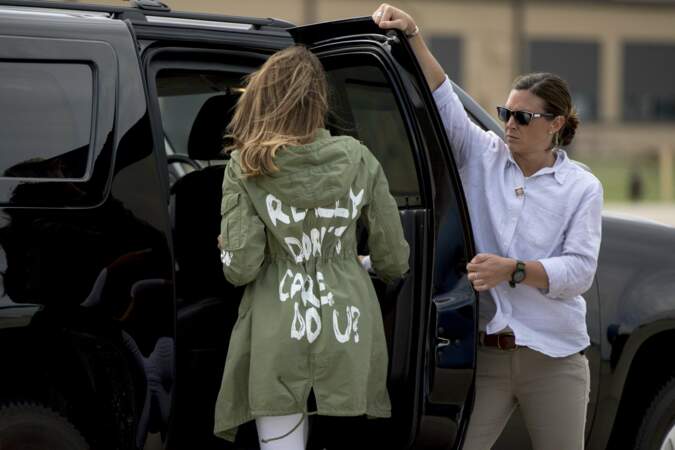 Melania Trump rend visite à des enfants sans-papiers