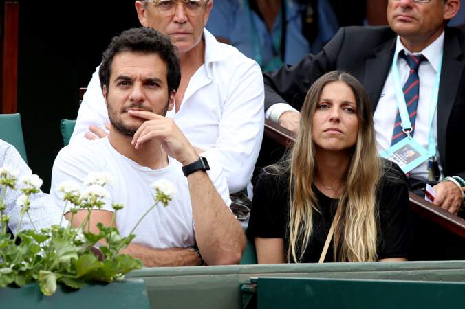 Amir Haddad et sa femme Lital en tribune lors des internationaux de tennis de Roland-Garros le 28 mai 2018