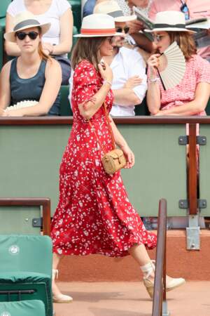 Pippa Middleton se promène à Roland-Garros