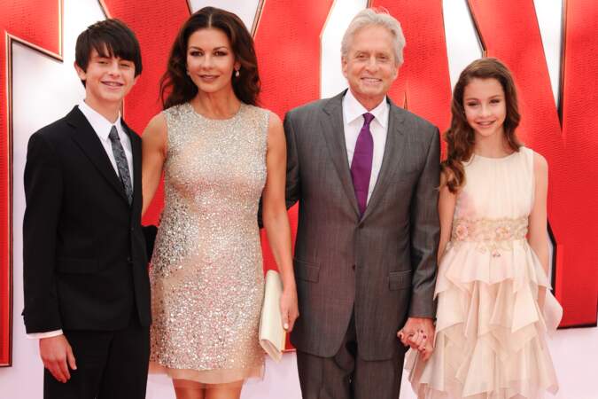 Le couple et leur deux enfants, Dylan et Carys, à la première du film "Ant-Man" (2015) 