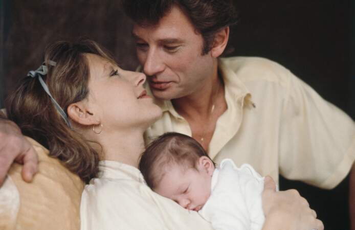 Nathalie Baye et Johnny Hallyday, à la naissance de Laura, en 1983