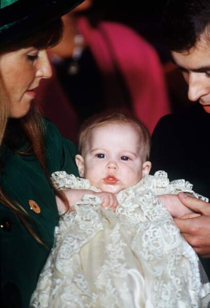 La princesse Béatrice d'York lors de son baptême au palais Saint James de Londres, 20 décembre 1988