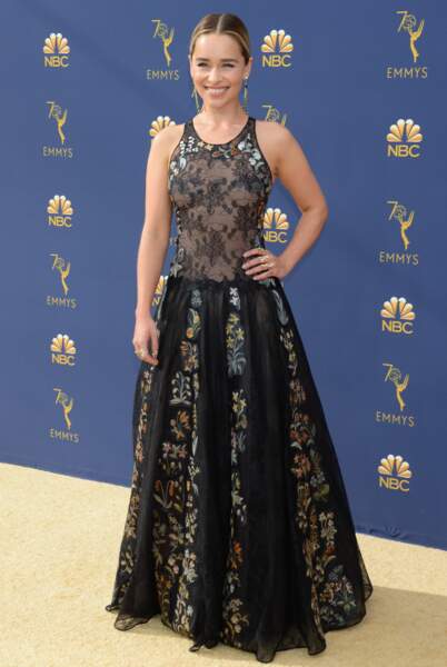 Emilia Clarke portait une robe Christian Dior FW18 Couture au 70ème Primetime Emmy Awards.