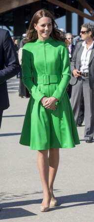 Kate Middleton en avril 2014 en Australie dans une robe vert pomme électrisante