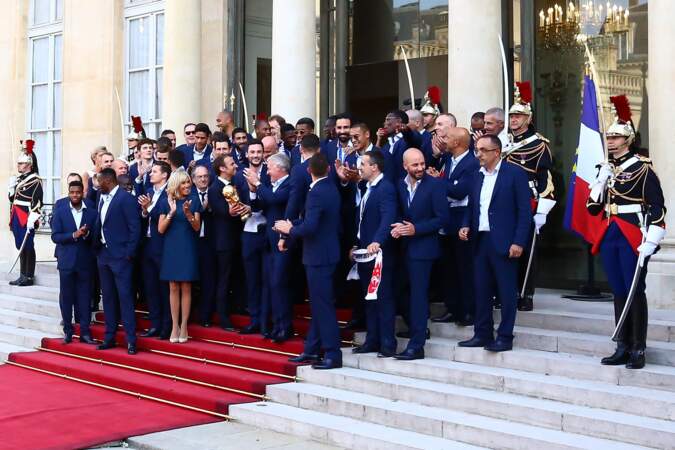 L'Equipe de France au complet invité par le couple Macron à l'Elysée.