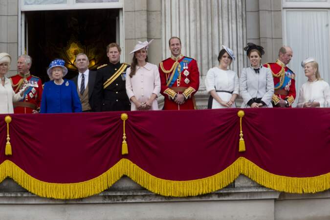 Eugénie d'York et Béatrice d'York, avec leurs cousins, les princes William et Harry, en juin 2013