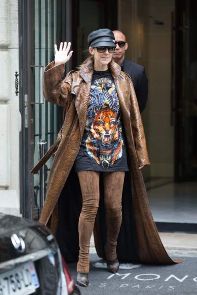 Céline Dion loge depuis deux semaines au Royal Monceau à Paris