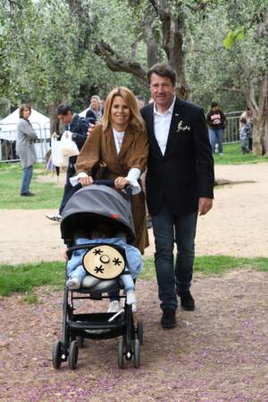 Christian Estrosi et sa femme Laura Tenoudji en promenade