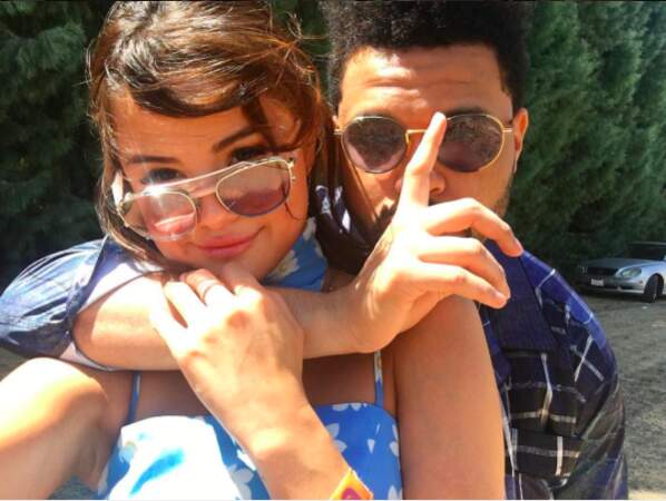 Selena Gomez officialise pour la première fois sa relation avec The Weeknd