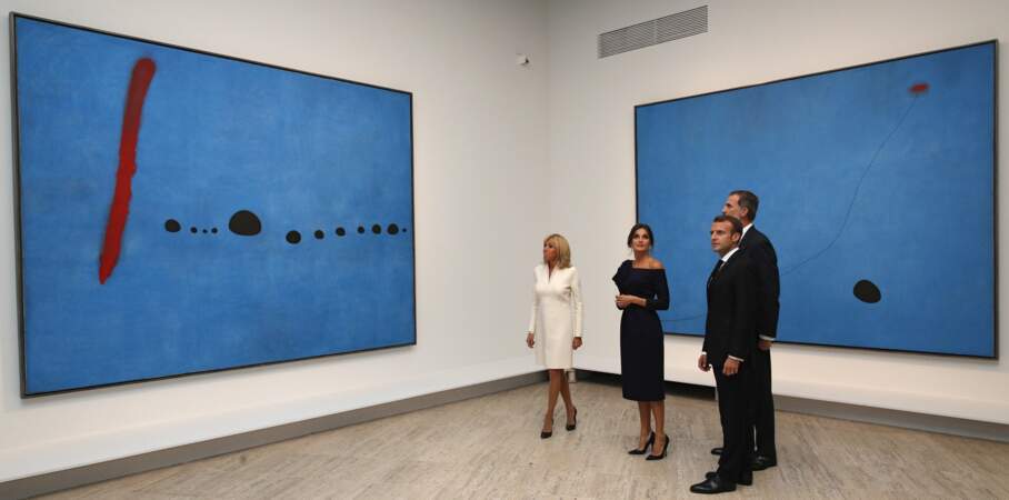 Brigitte Macron et Letizia d'Espagne visitent l'exposition Miro à Paris