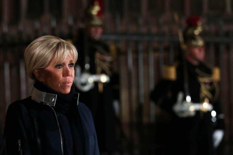 En 2018, à Strasbourg, pour recevoir le président allemand, Brigitte Macron joue sur les symboles avec ce manteau.
