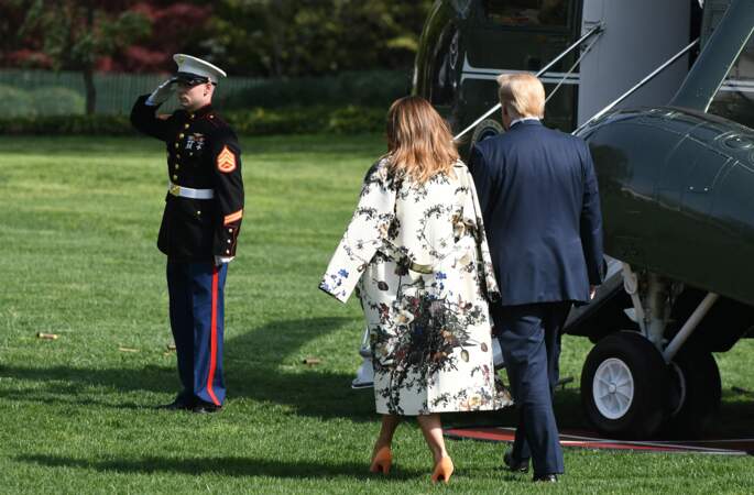 Melania Trump a fait sensation avec ce manteau très élégant 