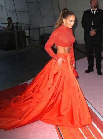 Jennifer Lopez présentait une silhouette affinée et musclée ce 3 juin à New York