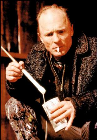 En 2003, c'est le comédien américain Ed Harris qui apparait sous les traits de Jackson Pollock dans "Pollock"