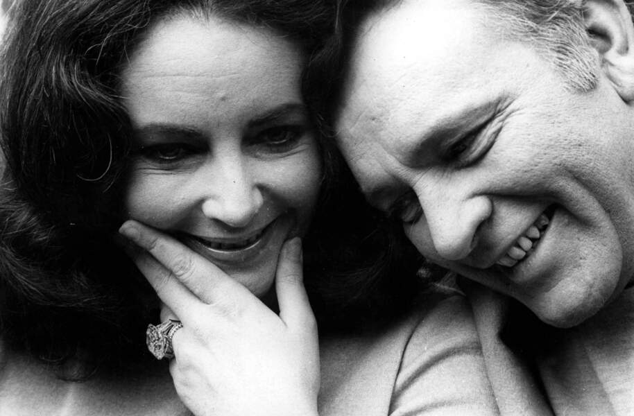 Le couple Liz Taylor et Richard Burton, les amants terribles se marièrent et divorcèrent deux fois. 