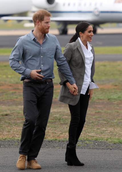 Meghan Markle et le prince Harry en Australie : ils multiplient les gestes tactiles