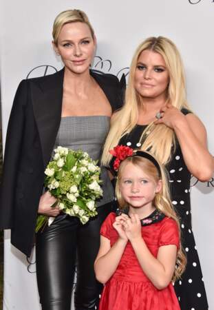 La princesse Charlene de Monaco avec Jessica Simpson et sa fille Maxwell à la soirée Princess Grace Awards au Param