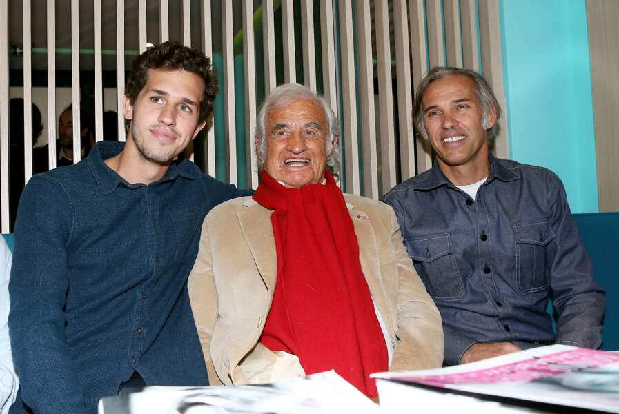 Victor Belmondo, son grand-père Jean-Paul Belmondo et son père Paul Belmondo le 13 octobre 2016