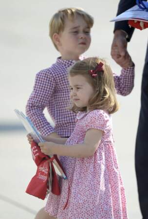 George et Charlotte à l'aéroport de Hambourg, après la visite officielle en Allemagne de William et Kate, en 2017