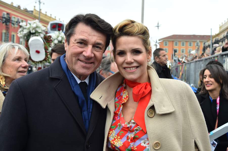 Christian Estrosi et Laura Tenoudji arrivent au carnaval de Nice
