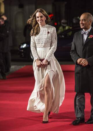 Kate Middleton sublime dans une robe Self Portrait 