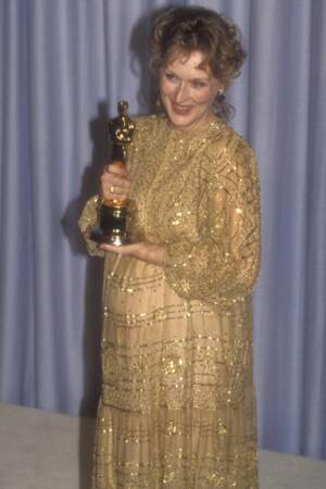 Meryl Streep, sublime enceinte dans cette robe Christian Leigh lors des Oscars en 1983 