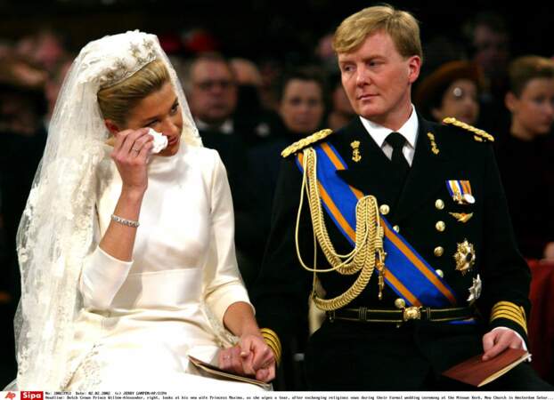 Maxima des Pays-Bas en larmes lors de son mariage à Willem-Alexander, le 2 février 2002 à Amsterdam