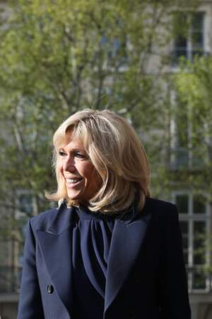 Brigitte Macron semble adorer cette robe Louis Vuitton déjà portée plusieurs fois