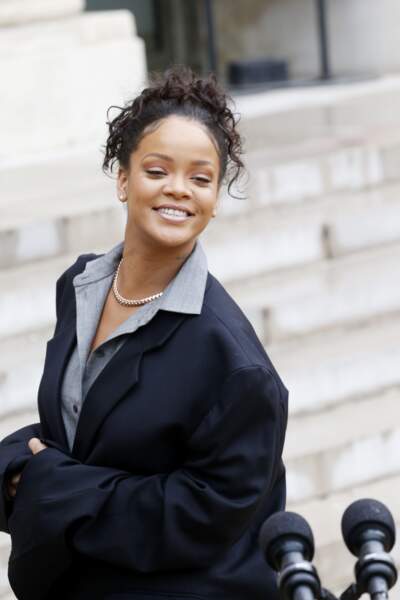 Rihanna semblait ravie de rencontrer le président de la République