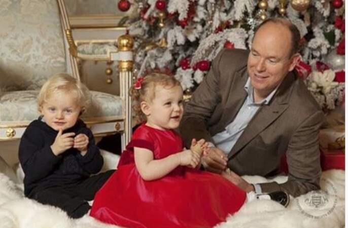 Le prince Albert et ses deux petits princes Jacques et Gabriella, 2 ans depuis le 10 décembre