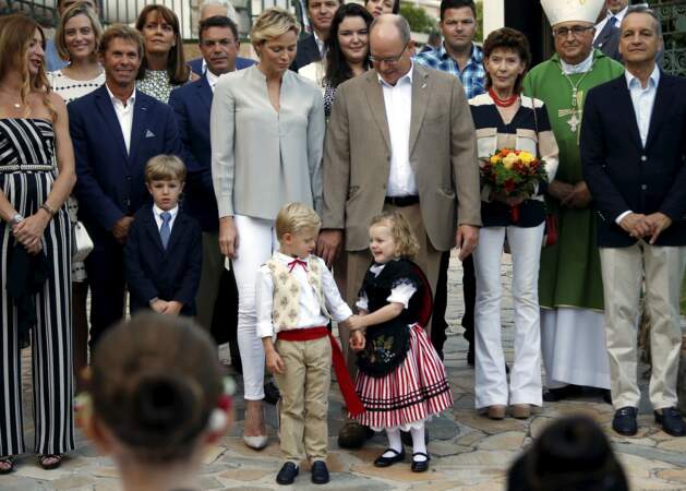 Plusieurs membres de la famille princière de Monaco étaient réunis...