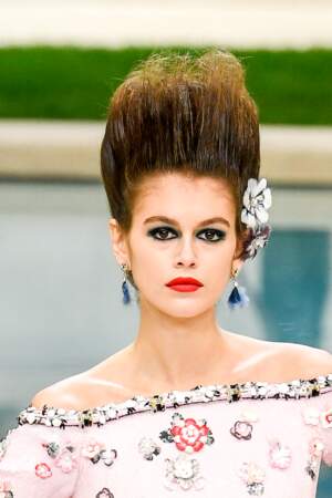 Le défilé haute couture de Chanel décoiffe Kaia Gerber !
