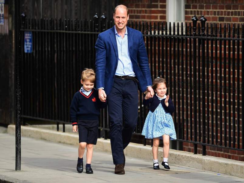 William, George et Charlotte arrivent à l'hôpital St Mary pour la naissance de Louis, le 23 avril 2018