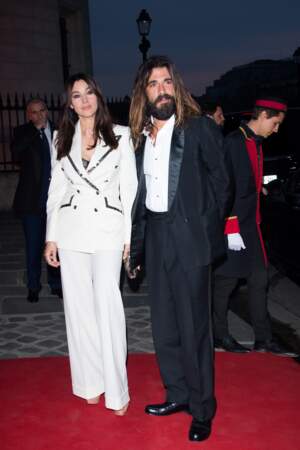Monica Bellucci et son compagnon Nicolas Lefebvre se sont rendus à une soirée Cartier ce mercredi 10 avril