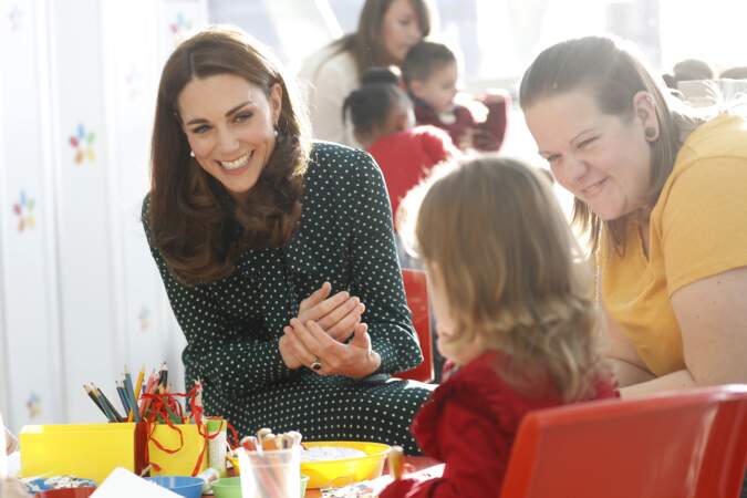 Kate Middleton en pleine visite du Evelina Children's Hospital de Londres, décembre 2018