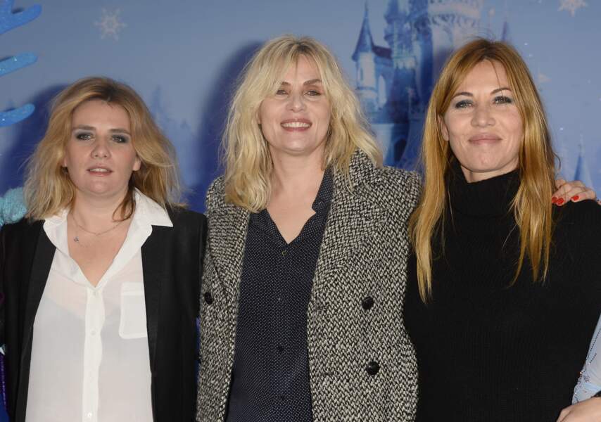 Marie-Amélie, Emmanuelle et Mathilde Seigner à Disneyland Paris en 2014