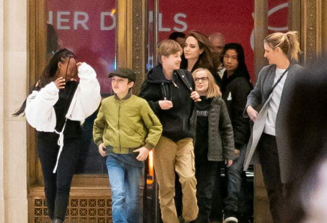 Angelina Jolie en balade à New York avec sa tribu