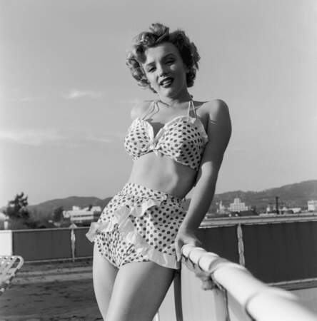 Le bikini à pois de pin-up de Marilyn Monroe en 1951