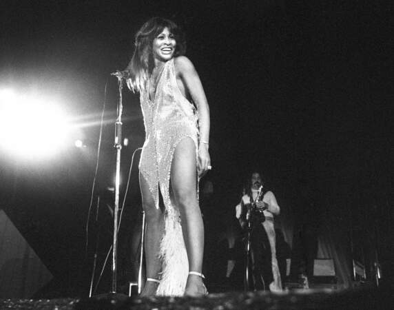 La chanteuse Tina Turner, sur scène à Amsterdam en 1971
