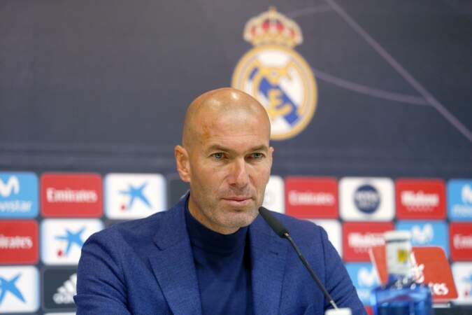 Zinédine Zidane a la tête rasée depuis dix ans et cela lui va parfaitement