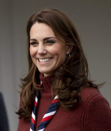 Kate Middleton a craqué pour un pull col montant en laine douce J.Crew à 110 €