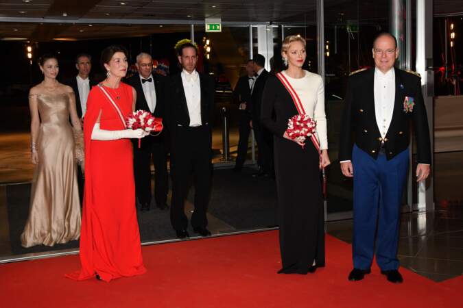 La princesse Charlene, radieuse, et le prince Albert II