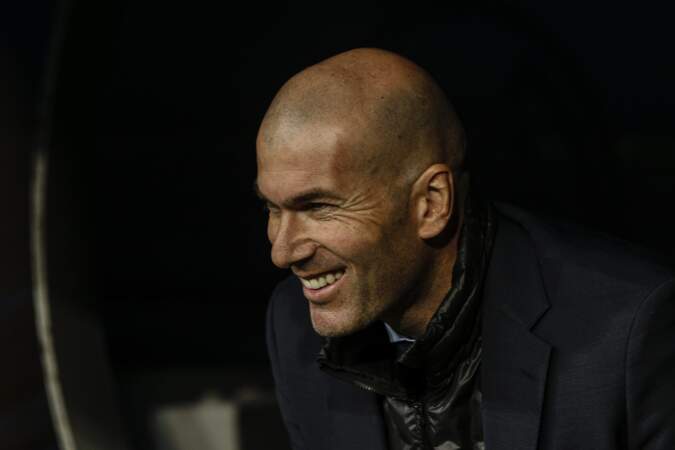 Zinédine Zidane lors du match du Real Madrid contre le Girona FC au stade Bernabeu le 18 mars 2018