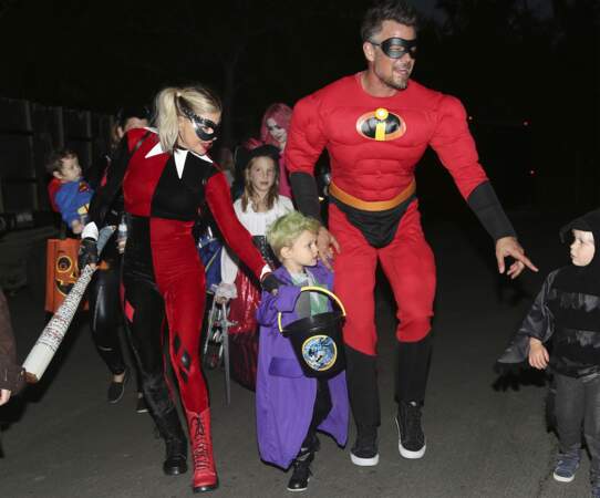 Fergie, son mari Josh Duhamel et son fils Axl Jack sont déguisés pour Halloween en 2016