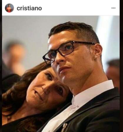 Cristiano Ronaldo et sa maman